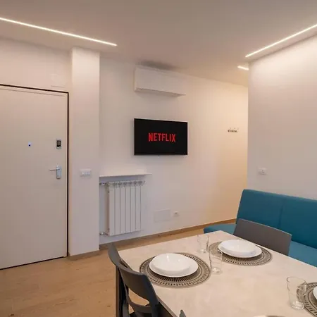 Nuovo Trilocale Nel Cuore Di Appartement Alassio