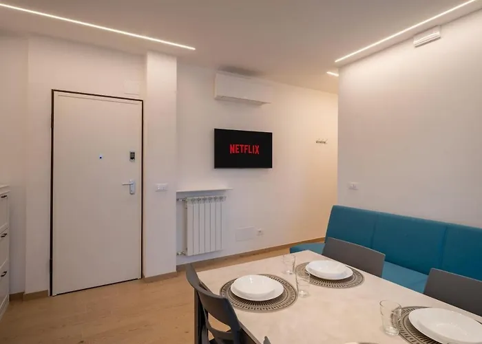 Nuovo Trilocale Nel Cuore Di Appartement Alassio