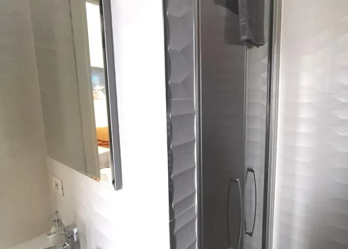 Nuovo Trilocale Nel Cuore Di Lägenhet